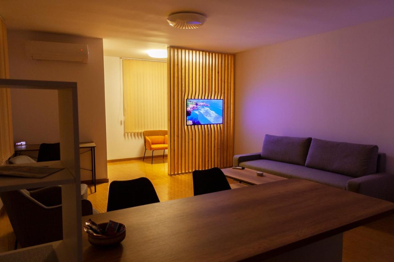פירוט Lux Family Apartment Vidanovic מראה חיצוני תמונה