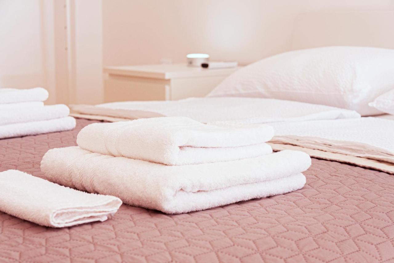 פירוט Lux Family Apartment Vidanovic מראה חיצוני תמונה